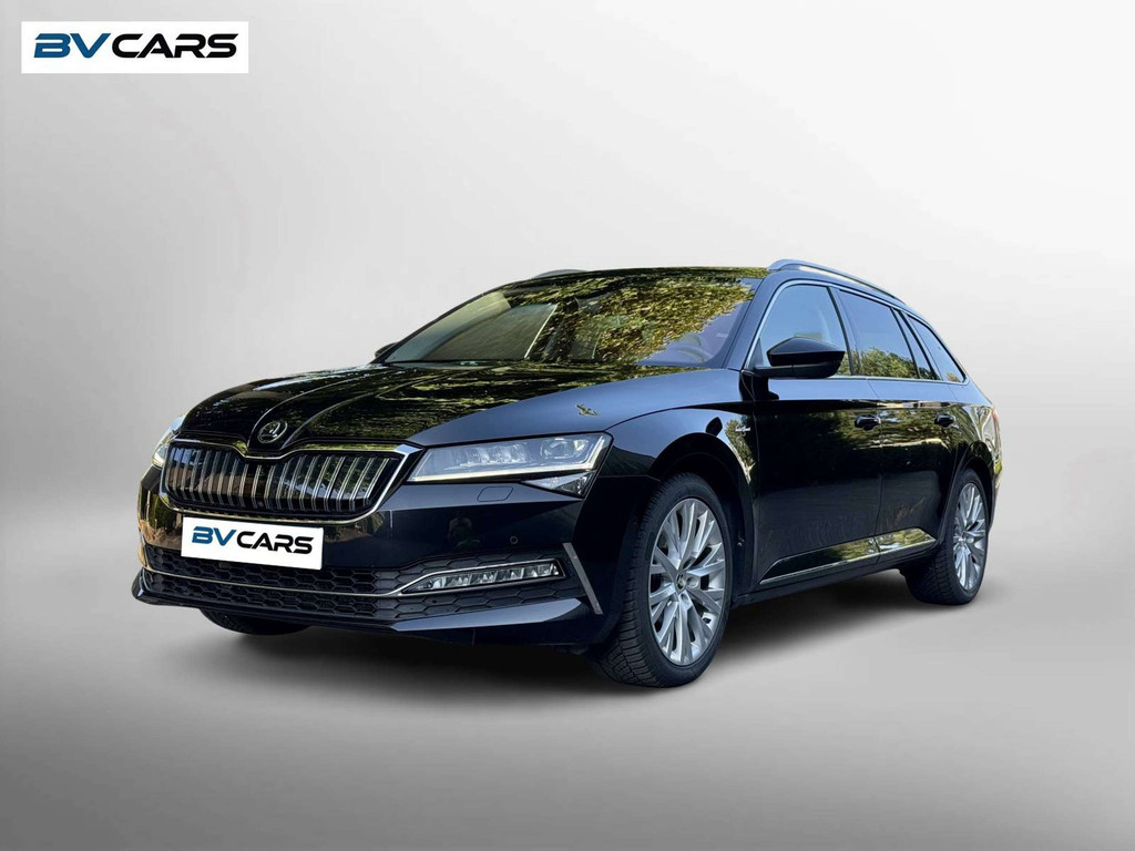 Škoda Superb Combi PHEV 1.4 TSI Pano/AHK/ACC/4XZVW/360/Full